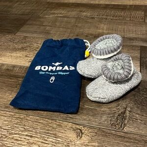 Bombas slippers 6-12 month